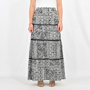NWT Trina Turk Black White Geometric Maxi Skirt 10